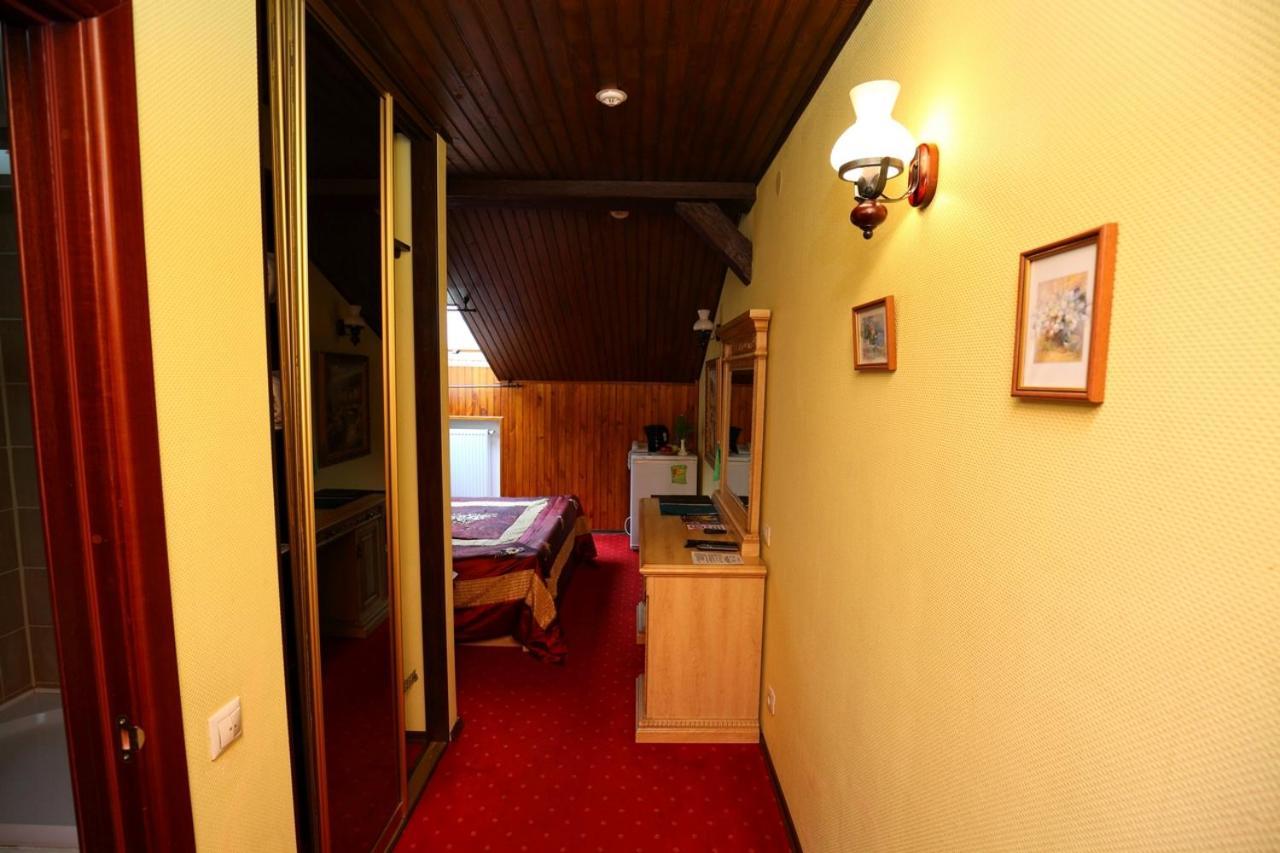 Medzhybozhskiy Zamok Trebukhovtsy Room photo